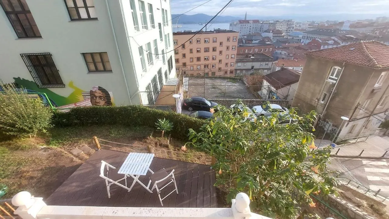 Apartamento Con Jardin Y Vistas En El Centro De Santander Spain